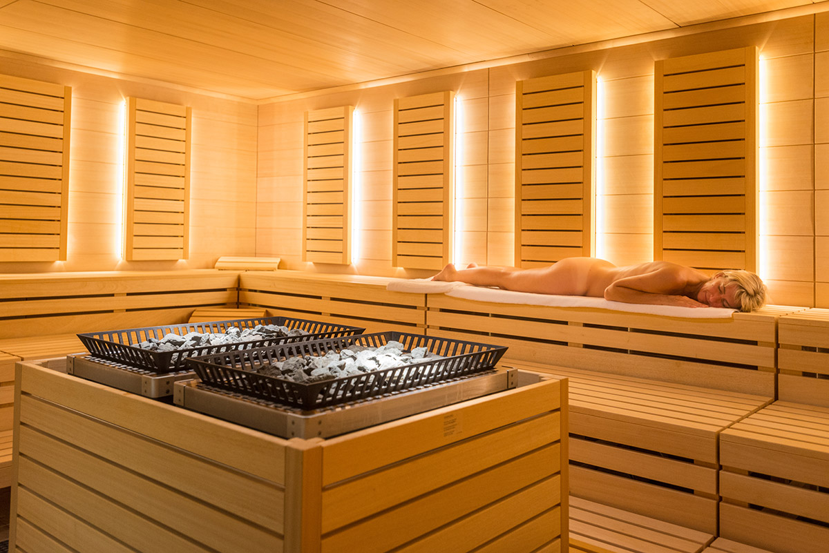 Wohltuend Saunieren in der Aufguss-Sauna